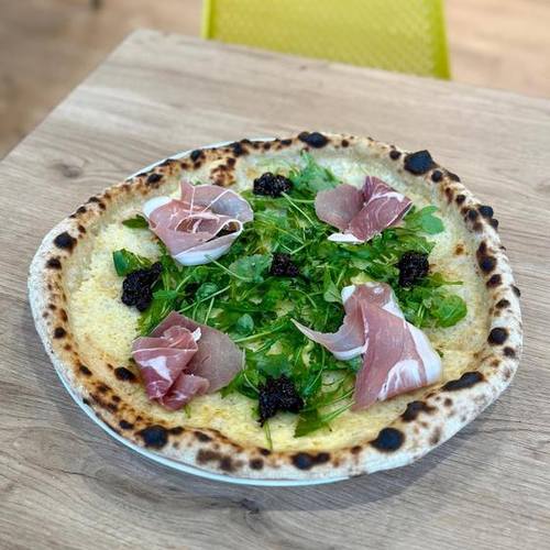 Pizza Cerise — AMO Pizza Buellas